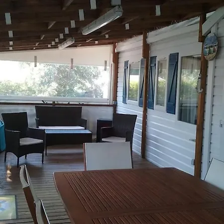 Parque de Campismo Mobilhome 6 Personnes En Bord De *